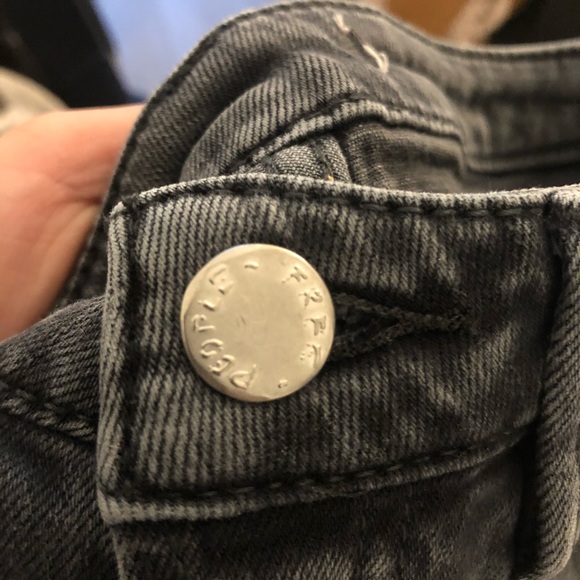 Free People Button Fly Jeans Size 27 - Picture 2 of 3